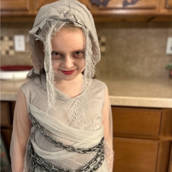 Girls ghost Halloween costume - Picture 3 of 4